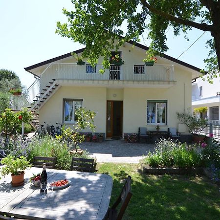 Belvilla By Oyo Venturi Lemon Gatteo a Mare Exterior photo